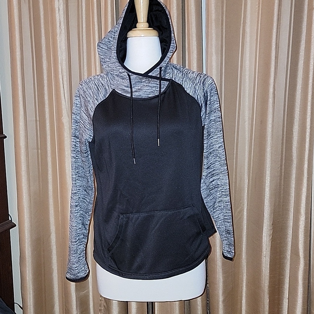 Athletic Works Grey and Black Hoodie Size 8/10